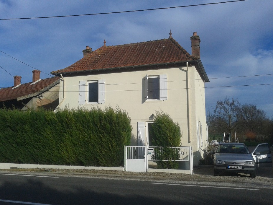 Vente Maison 80m² 3 Pièces à Saint-Bonnet-en-Bresse (71310) - Logematribu.com
